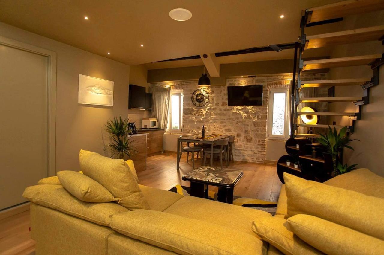 ˇdcˇ Modern Apartment Near The Church Rovinj Exterior photo